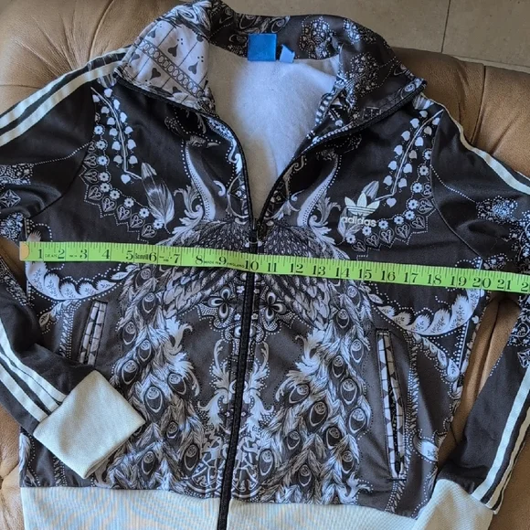 Adidas X Farm Rio Ornate Black and Gray Peacock Track Jacket - Picture 6 of 9